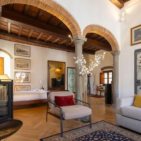 Monalda Tower Флоренция